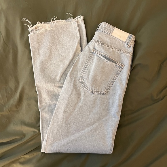 Bleach Light Wash High Rise Straight Jeans - Picture 3 of 8